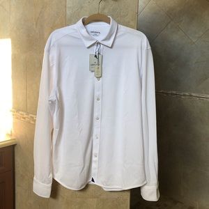 Brand new Untuckit men’s white long sleeve shirt